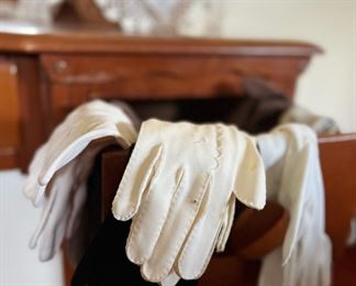 Vintage gloves