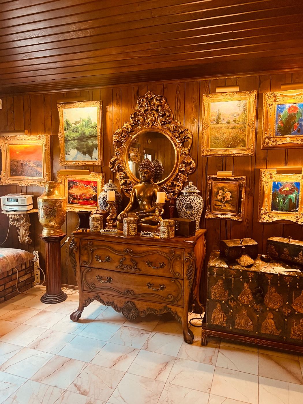 World traveler Artist and Collector Estate Sale starts on 6/23/2023