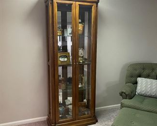 Curio Cabinet - Lighted 