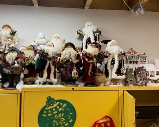 Santas   