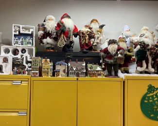 Santas,  Dept 56 Houses 