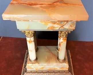 #50 - $200. Green Onyx Stand w/columns, 13"Hx8"x6"
