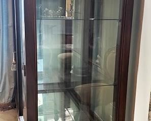 #87- $1,000 English Queen Anne Curio Cabinet, with pad feet