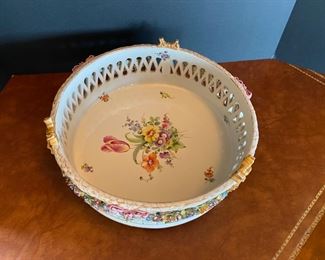 #116- $120 Mark Von Schierholz 1907-1927  Porcelain Centerpiece, 13”Dx 5 1/2