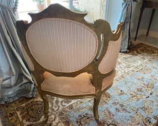 #112 - $900 Italian 20th century gilded 3 pieces set 