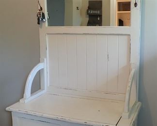 ENTRY BENCH / WHITE MIRROR AND HOOKS - BASE HAS STORAGE