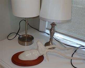 LAMPS / DEER WALL DECOR