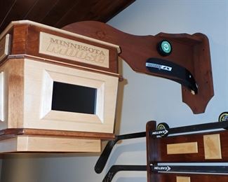 MINNESOTA MOOSE WALL LAMP