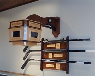 MINNESOTA MOOSE WALL LAMP