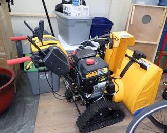 CUB CADET SNOW BLOWER - 3X 26" TRAC / THREE STAGE POWER