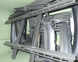 HARDWARE FOR MOUNTING TV'S
