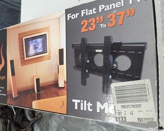 TV WALL MOUNT