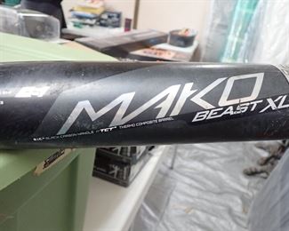 EASTON MAKO BEAST XL BASEBALL BAT