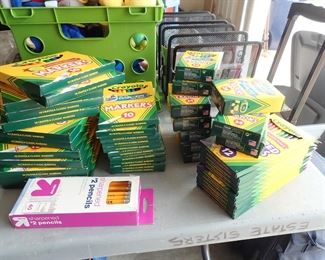 CRAYONS / MARKERS / PENCILS