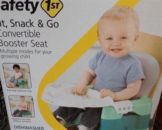 CANVERTIBLE BOOSTER SEAT