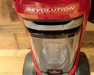REVOLUTION PET VAC CLEANER