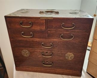 Oriental Jewelry Box