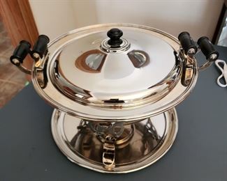 Chafing dish