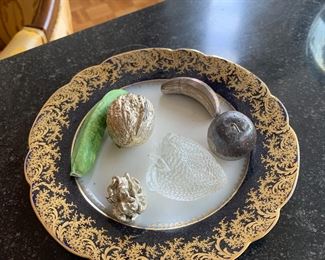 objets d'art -miniature fruit