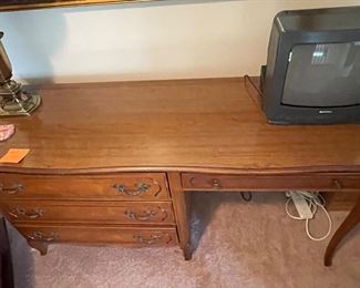 Additional view of top of vintage desk~