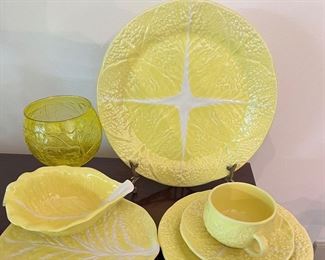 Secla Portugal Yellow Cabbage Leaf Dinnerware Set