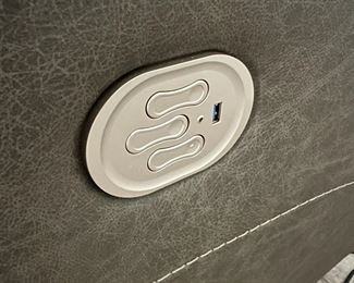 ELECTRIC RECLINGING SOFA