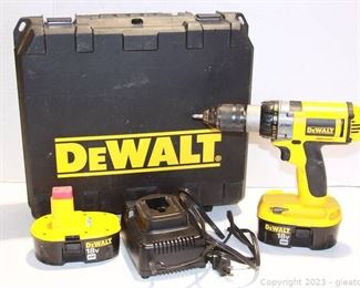 Dewalt Heavy Duty Cordless Drill with Hard Case