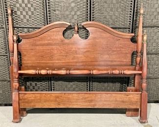 Four Poster Full Queen Sized Headboard and Footboard No Rails