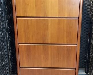 Locking 4 Drawer Upright File Cabinet