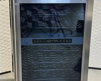 Magic Chef Glass Door Bottle Wine Cooler