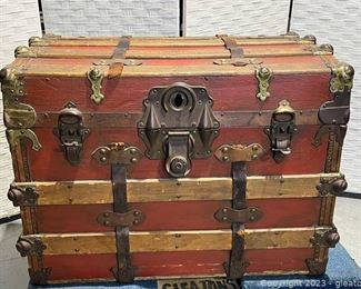 Vintage Storage Decorative Trunk