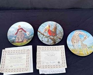 Kevin Daniel Knowles Cardinal Birds, The Sound of Music A Kiss For Mother Giraffe 3pcs