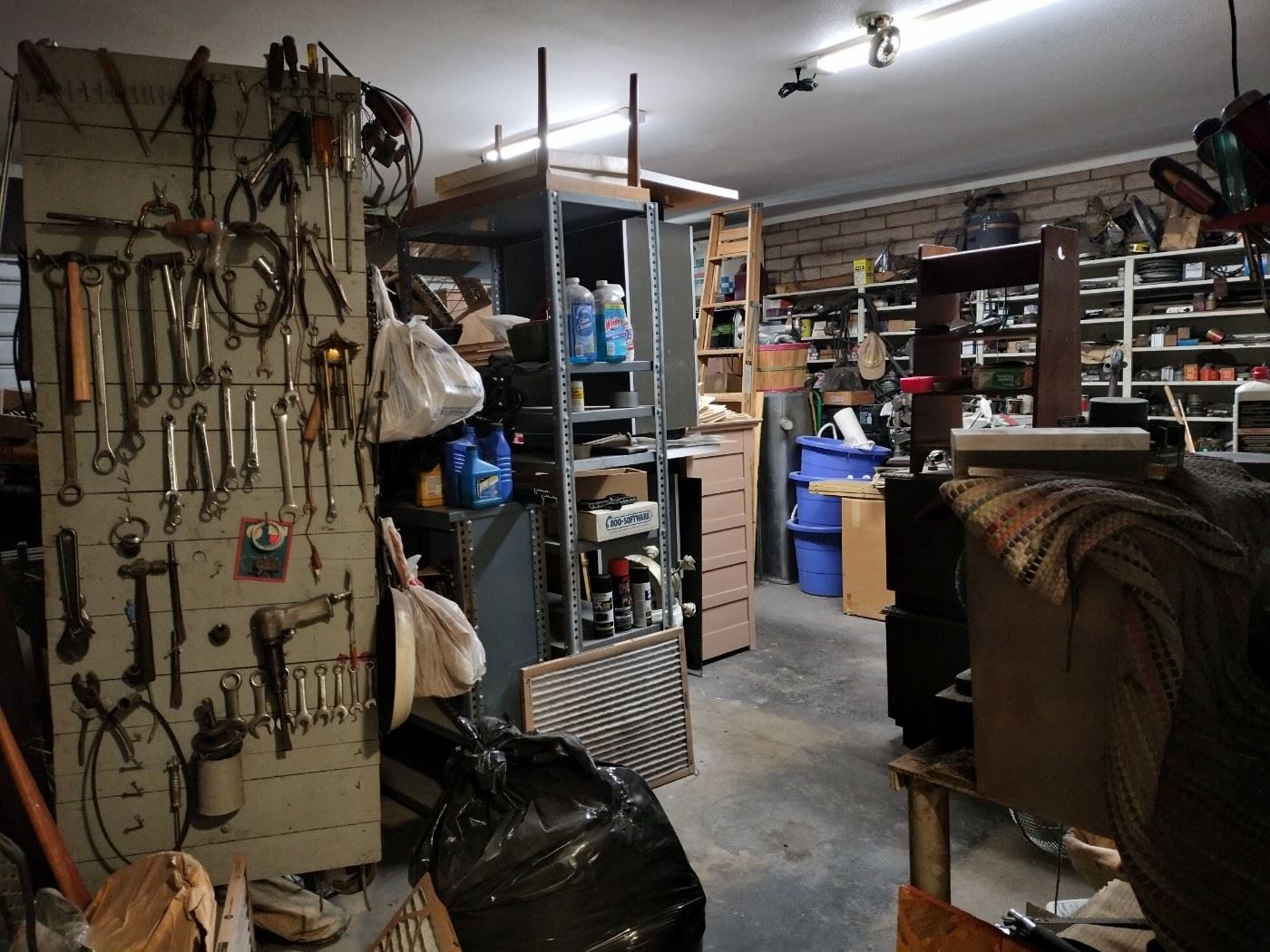 automechanic tools and parts