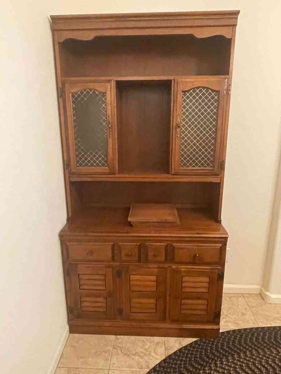 001 Stunning Heywood Wakefield Two Piece Hutch