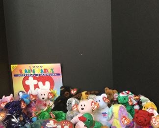 20 Authentic Tagged Plush Toys NIP 1999 Beanie Babies Official Calendar  Daily Calendar 