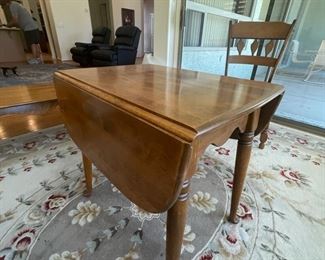 Versatile Dropleaf Table Large Area Rug Set  Enhance Your Space with Style