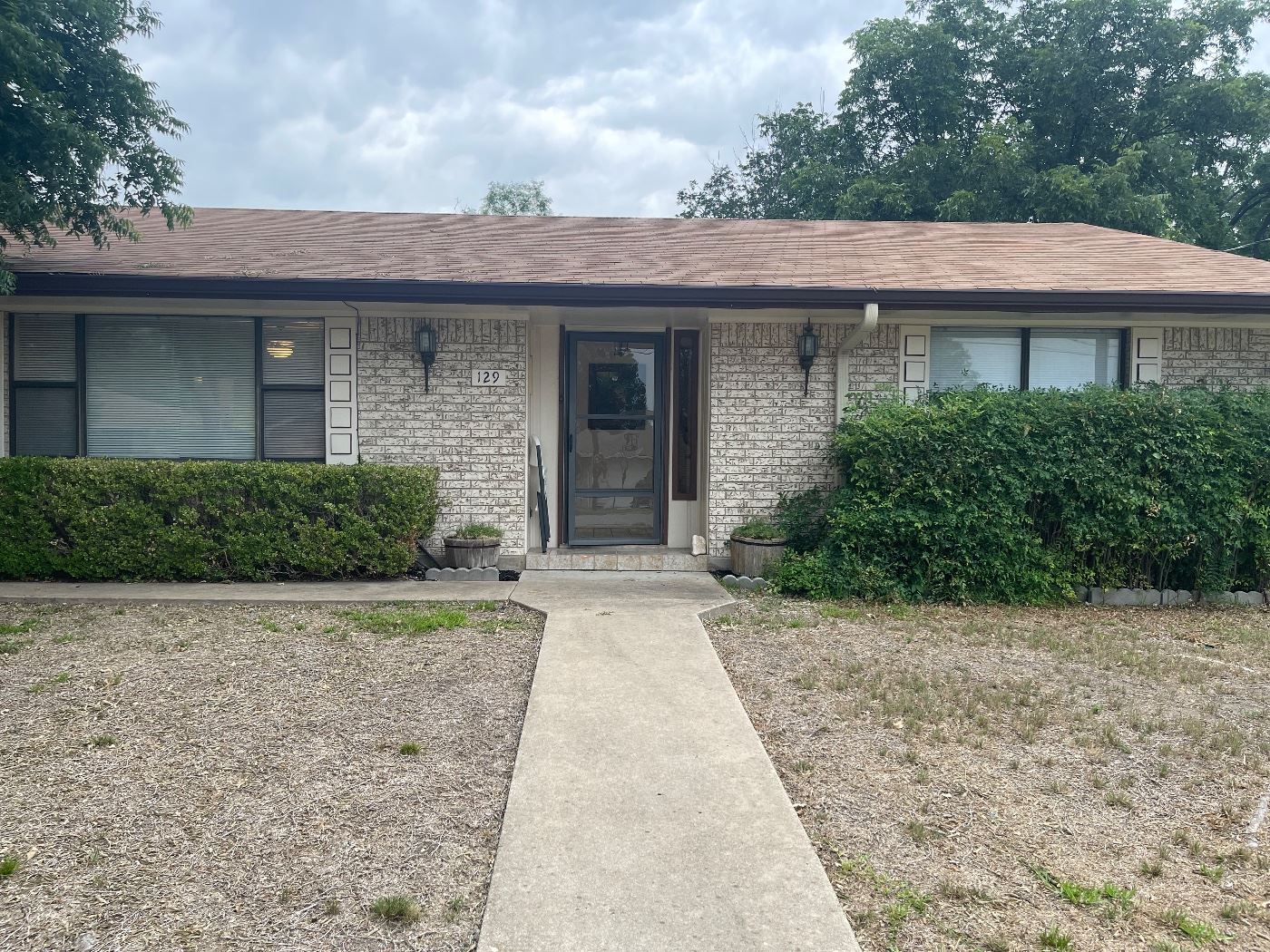 Simply Estate Sales in Kerrville, TX starts on 6/24/2023