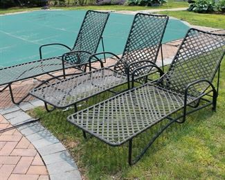 set of 8 Brown Jordan Chaises