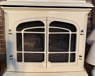 DESA Gas Burning 'Wood-style' Stove - Porcelain and Heavy!