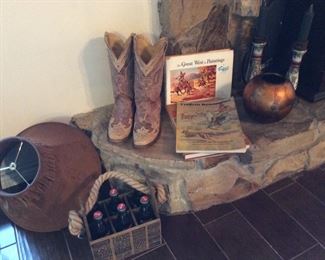 Ladies Corral 8.5 boots