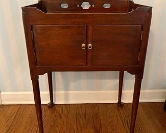 Queen Anne style mahogany cupboard