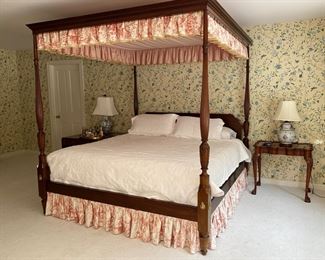 Baker king canopy rice bed