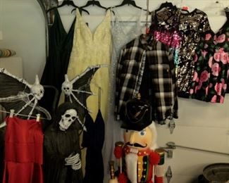 Beautiful dresses & 5 foot holiday pieces