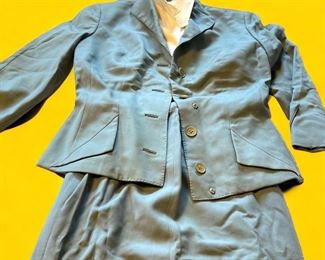 Don Loper, Blue Pan Am Uniform