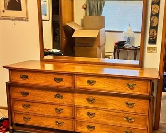Hickory Mfg CoVintage Solid Wood Dresser And Mirror