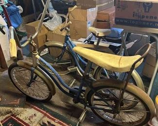 Schwinn Stingray Debbie