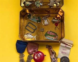 Vintage Travel Souvenir Pins