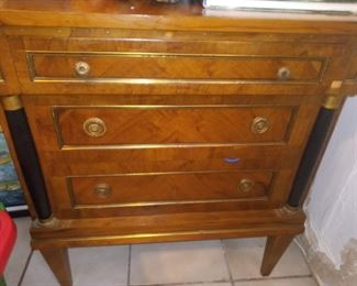 Regency period French striped Maple. Dresser. 