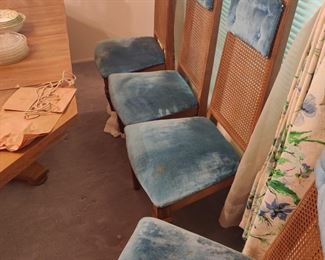 (4) uniquely designed dining chairs