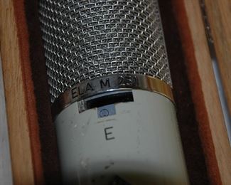 TELEFUNKEN ELA-M251 LARGE CAPSULE CONDENSER MICROPHONE